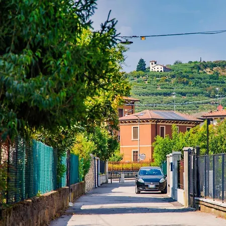 Mario&elena House 公寓 *